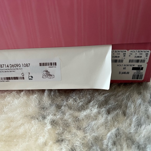 GUCCI Flashtrek Wool-Lined Leather High-Top Boots | Full Set - Picture 9 of 13